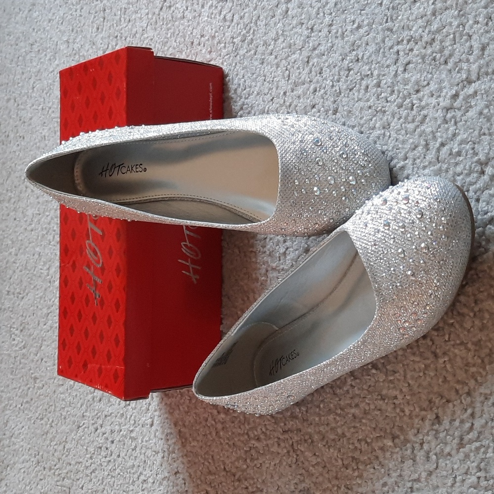 Sz 10 ladies Hotcakes slip-ons